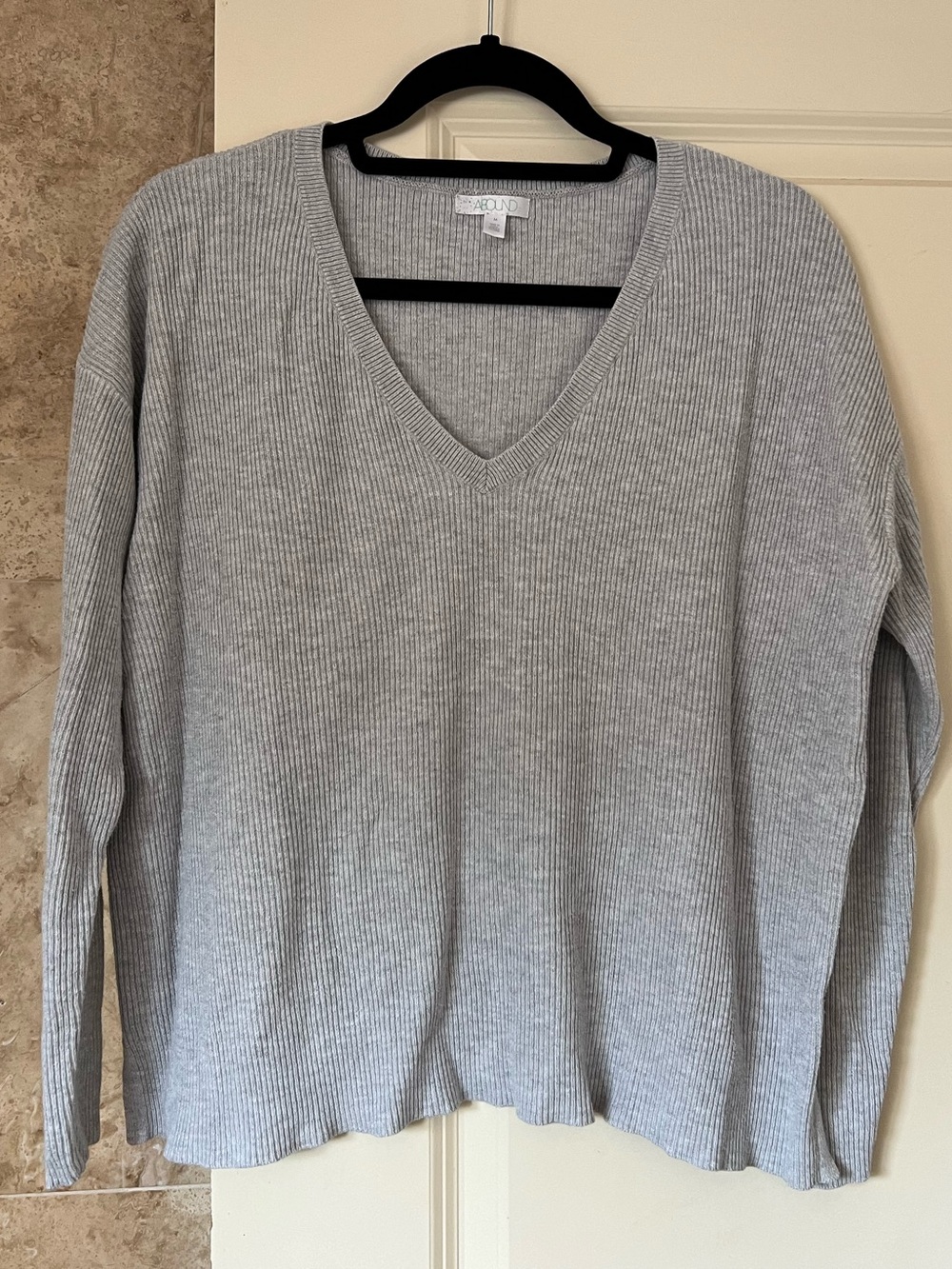 Ribbed V-Neck long sleeve Top